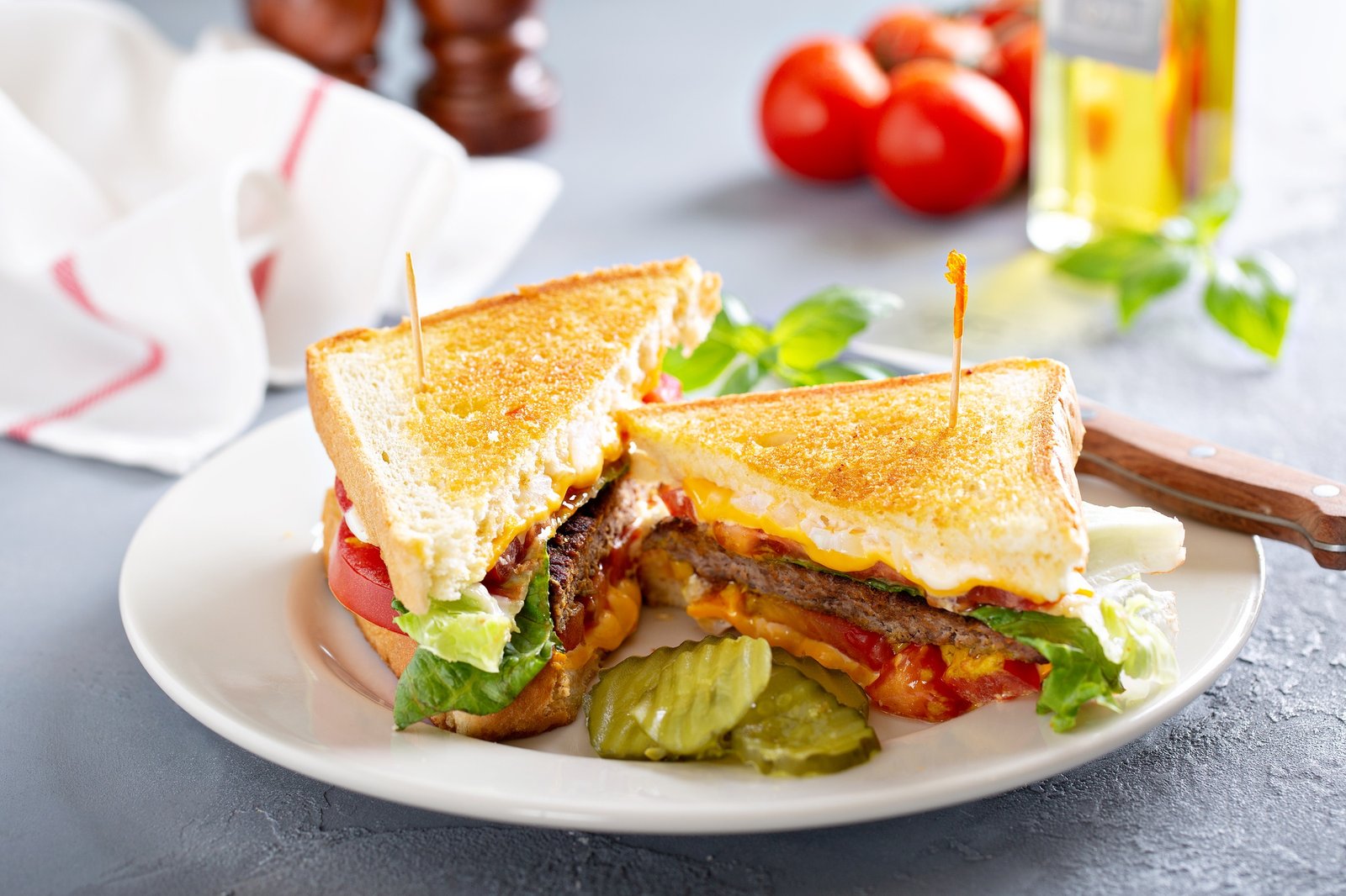 Cheeseburger grilled cheese sandwich